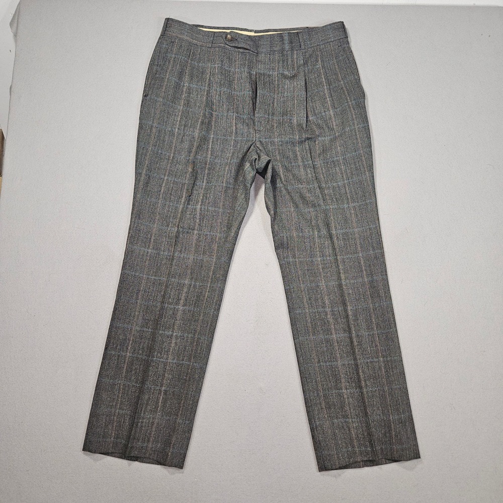 Vanjulian VTG Plaid 2pc Suit Grey 100% Pure Wool Sz M/L - Picture 8 of 10